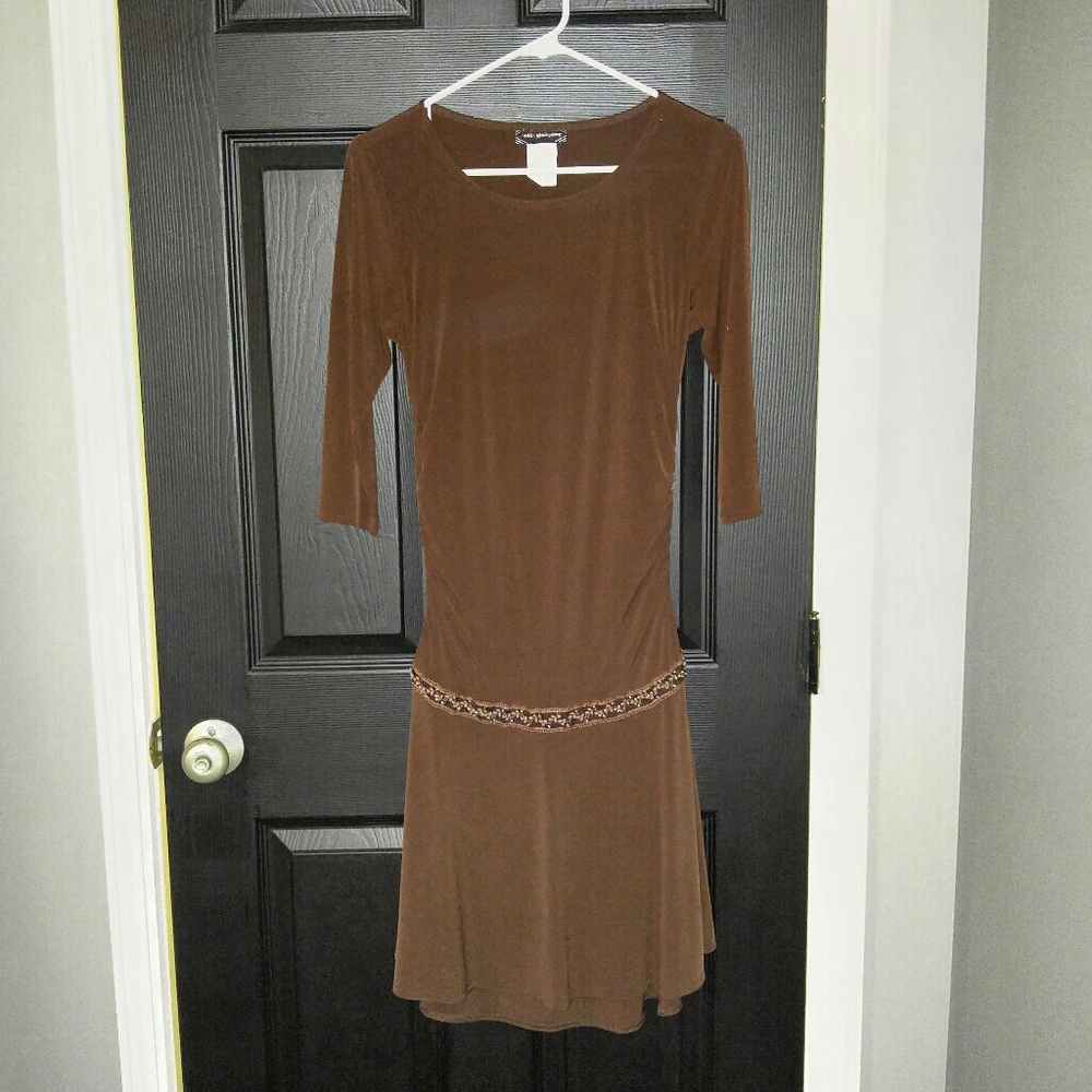 Jodi Kristopher dress w beading.
