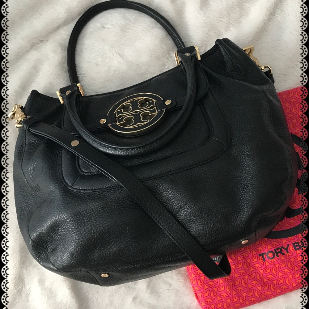 Tory Burch Classic Amanda Leather Bag Cross-body