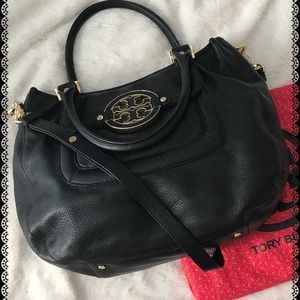 Tory Burch Classic Amanda Leather Bag Cross-body