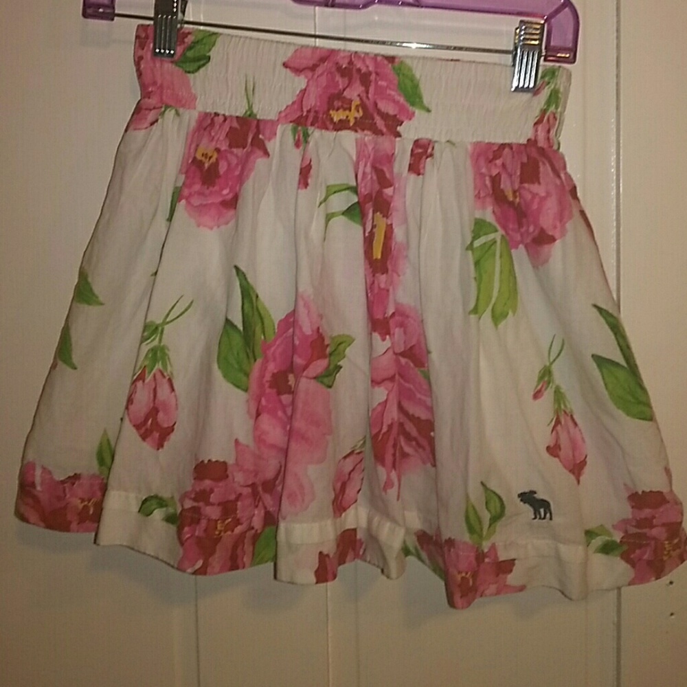 Abercrombie floral skirt.