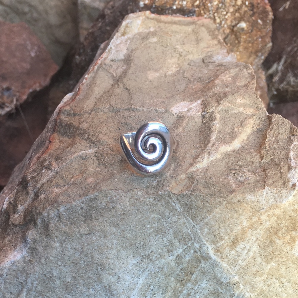 James Avery Spiral Ring