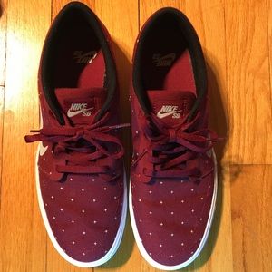 Nike SB Portmore Team Red and wolf Grey Skate