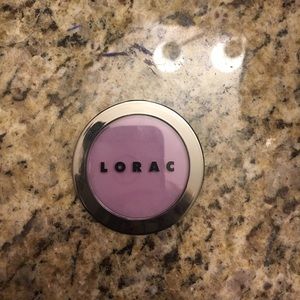 Lorac Buildable blush in shade "ultraviolet"