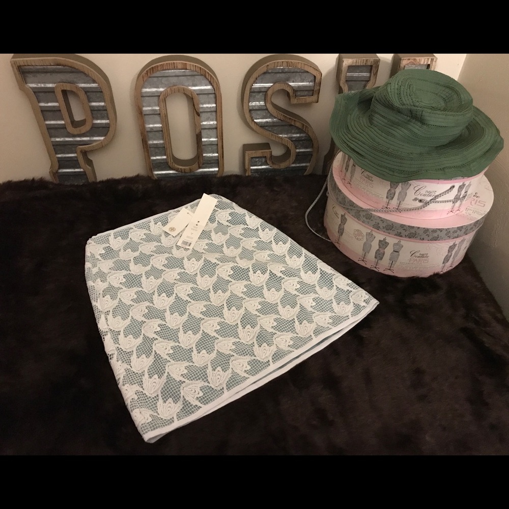 Tory Burch Pierce skirt