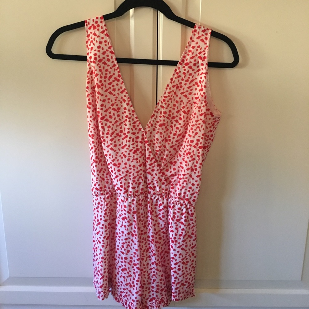 PERFECT FOR THOSE UPCOMING 4th OF JULY PARTIES!