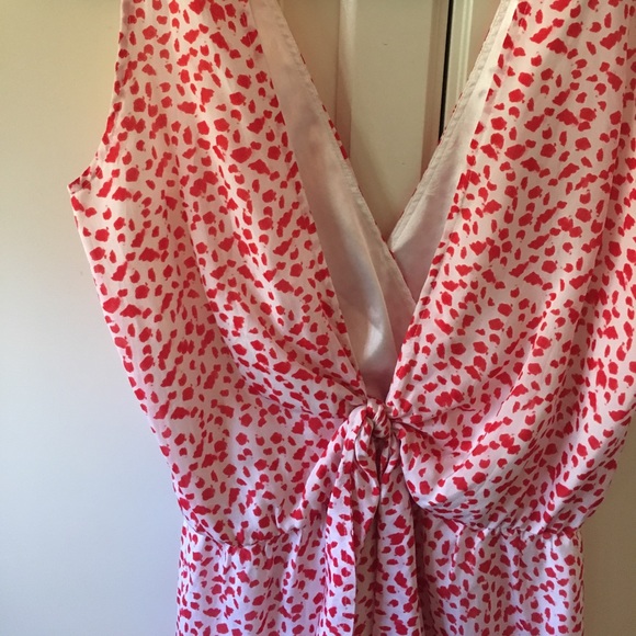 PERFECT FOR THOSE UPCOMING 4th OF JULY PARTIES! - Picture 3 of 5