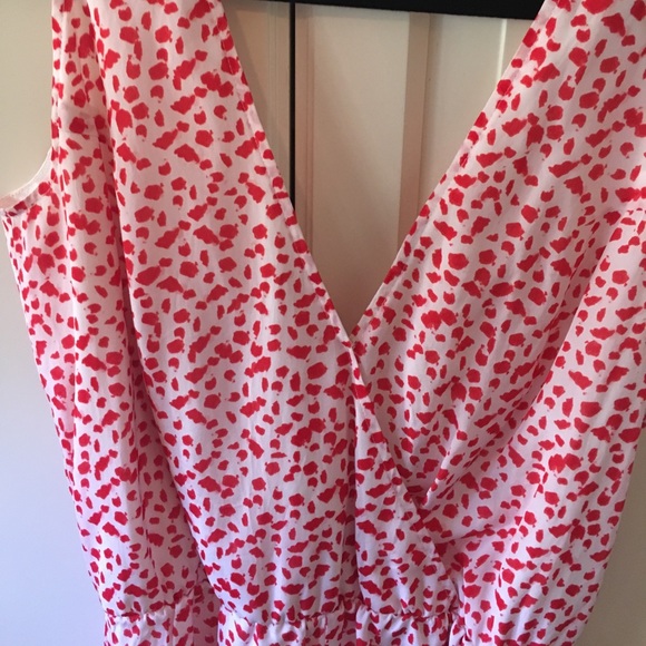 PERFECT FOR THOSE UPCOMING 4th OF JULY PARTIES! - Picture 4 of 5