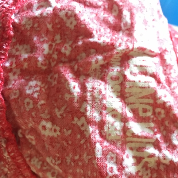 GENUINE KIDS/ OSH KOSH RED ROMPER 5T - Picture 4 of 4