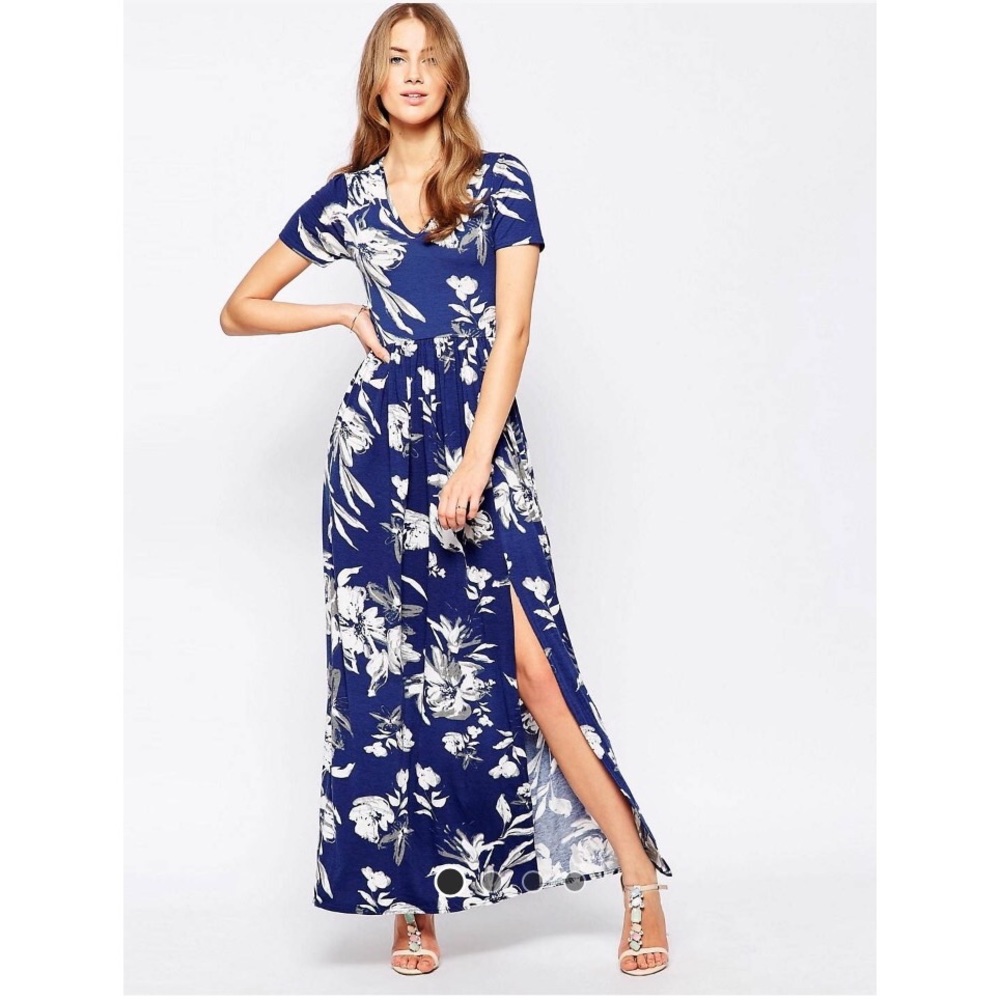 Floral maxi dress with thigh high split