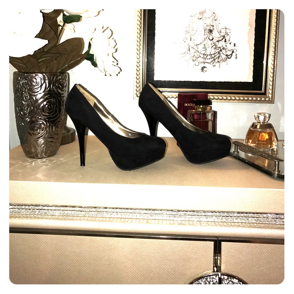 Black platform heels
