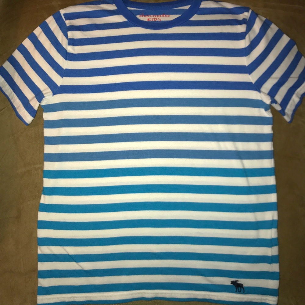 Abercrombie Kids Boy's Tee Shirt Large, Size 13/14