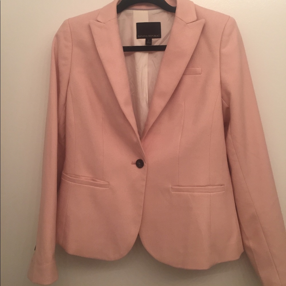 Banana Republic Light Pink Blazer NWOT