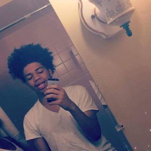 Meet your Posher, Jamari