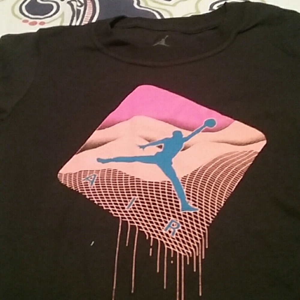 Girls Jordan Jumpman Shirts