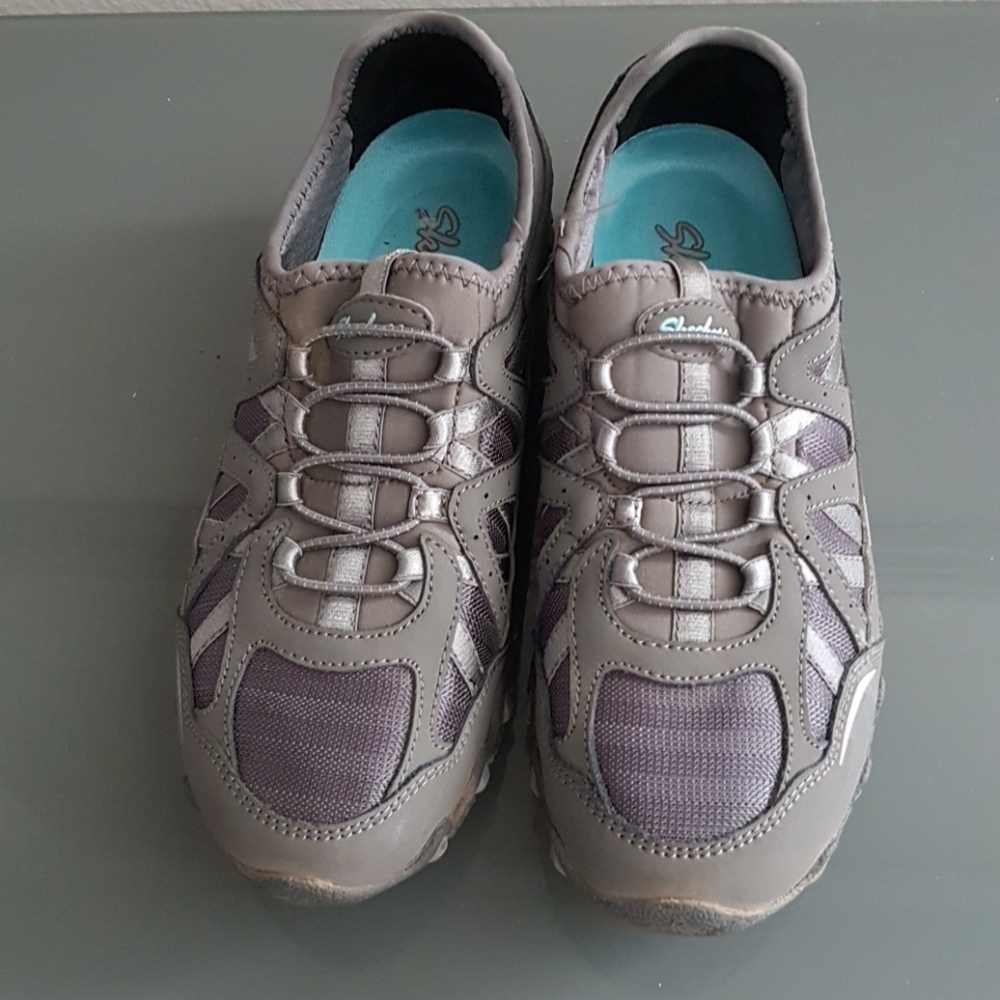Skechers slip on sneakers grey size 6