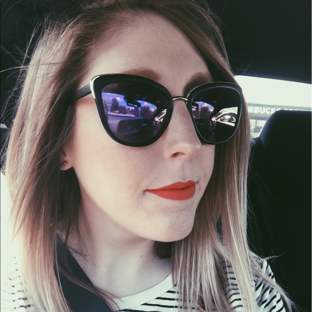 Meet your Posher, Jenny