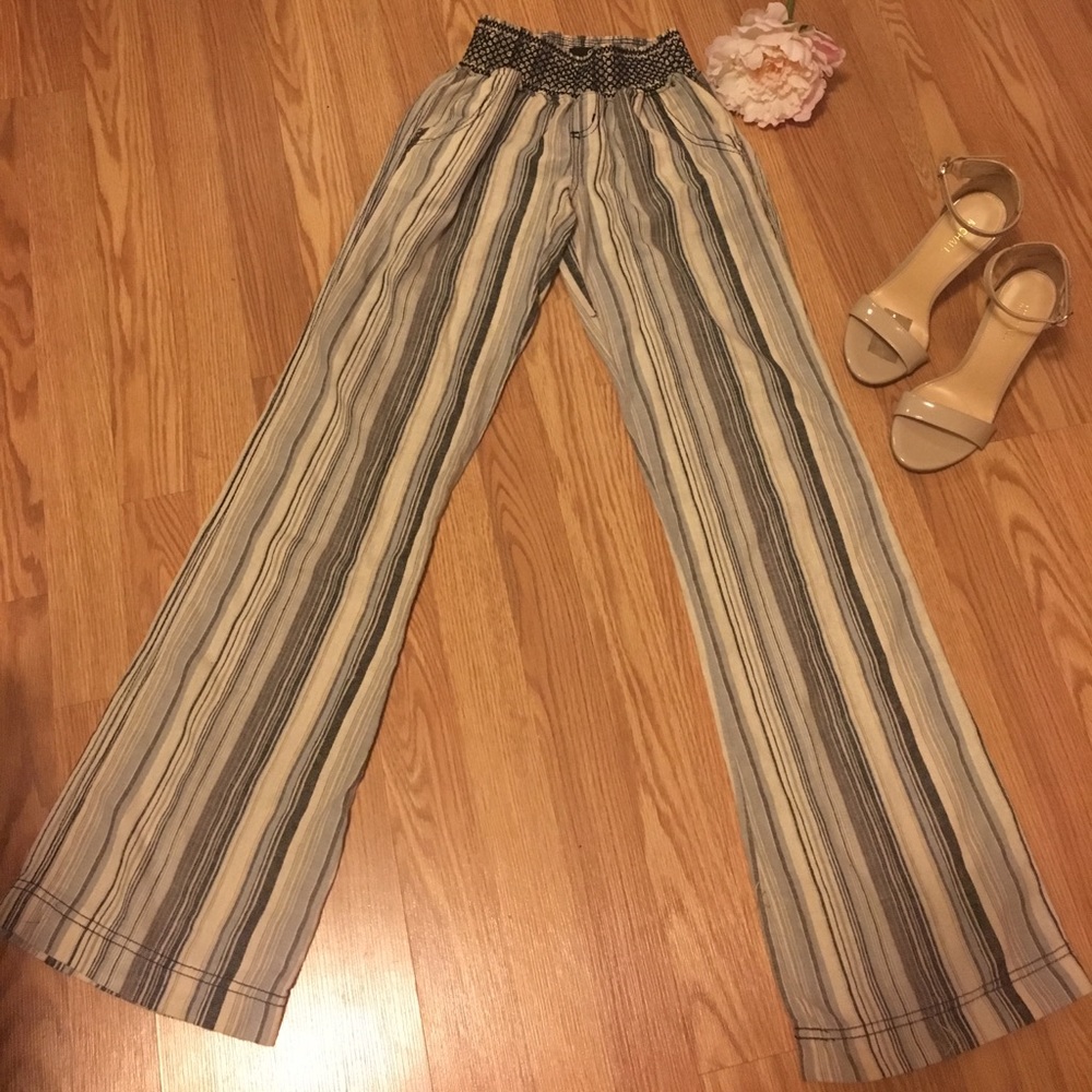 NEW wide Leg striped pants. Elastic STRETCH waist