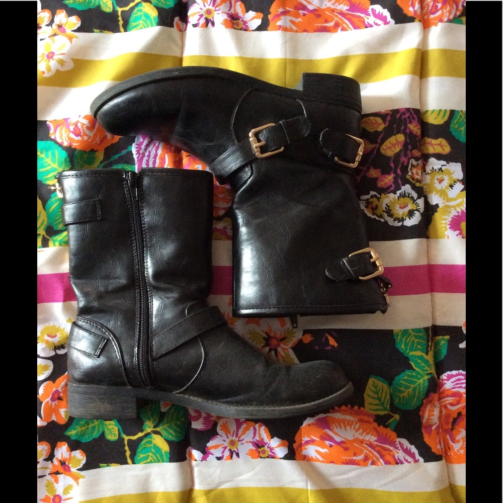 Moto boots