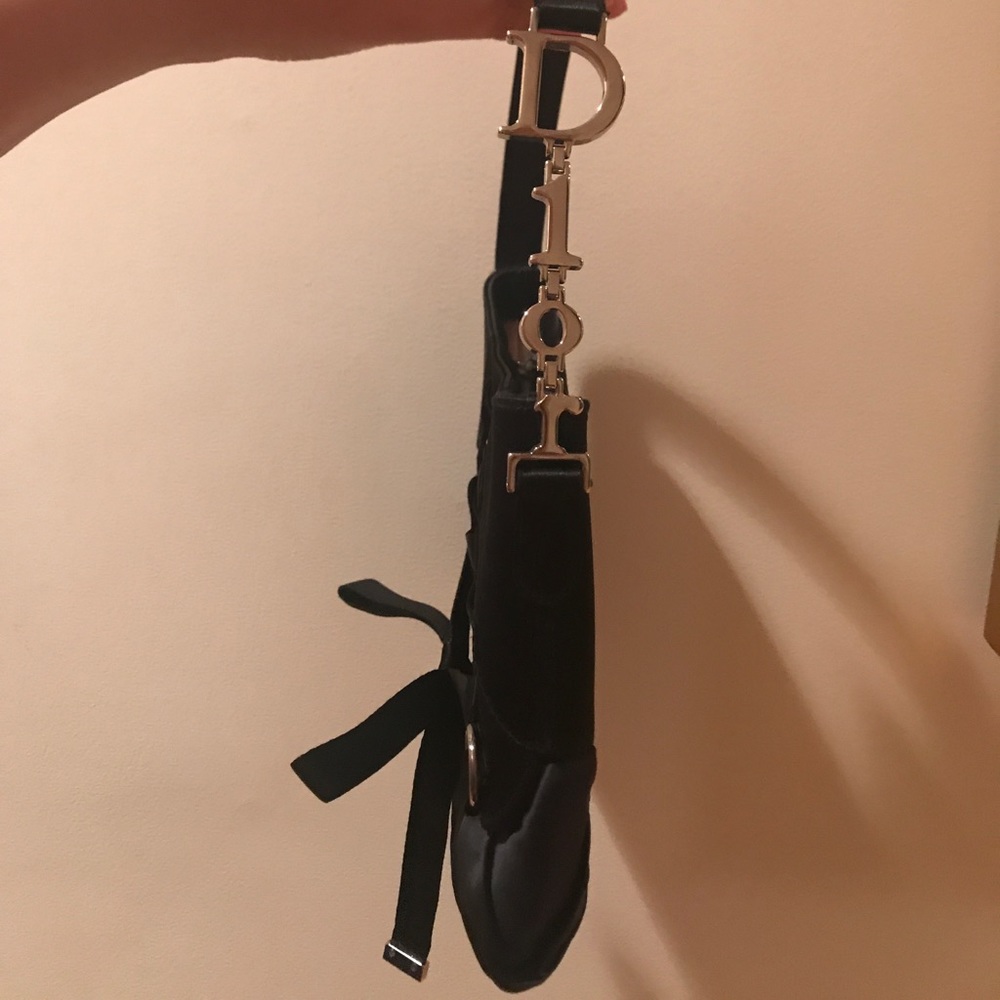 Christian Dior Ballet Collection Satin Tie - Picture 2 of 5