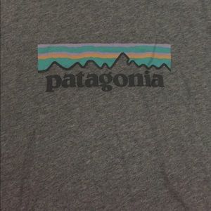 nwt gray patagonia shirt!!