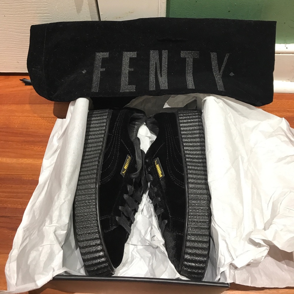 Rihanna PUMA collab Crepper VELVET sneaker