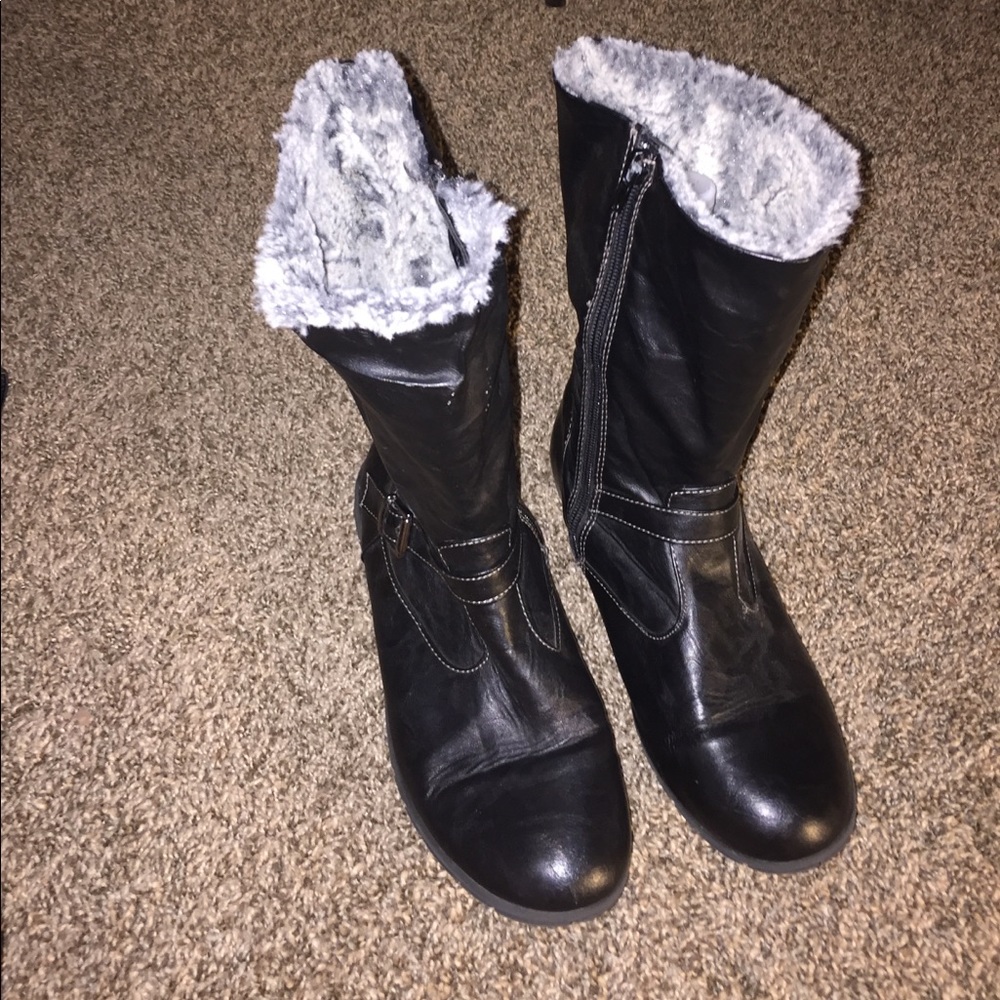 Black Winter Boots