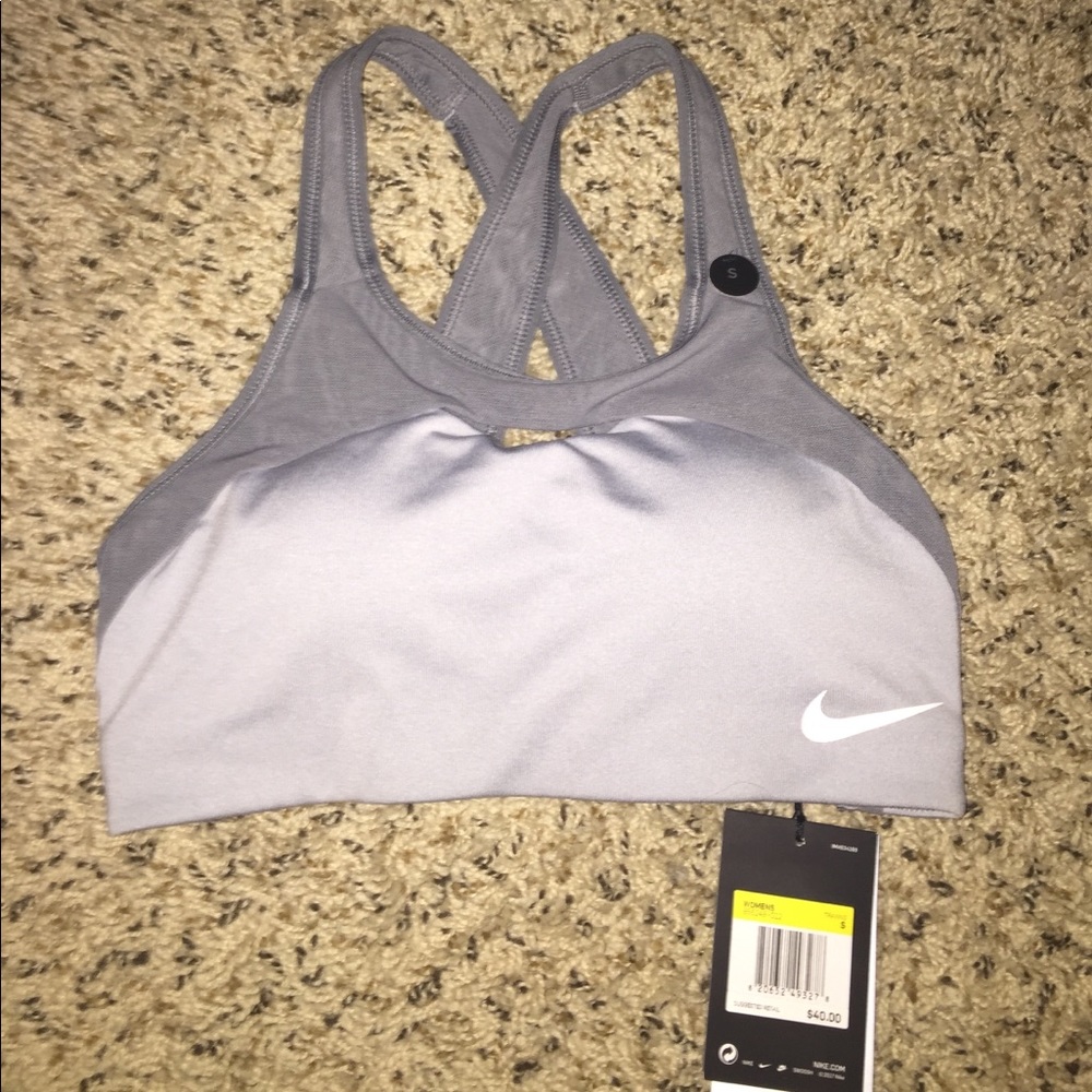 nike sports bra!!