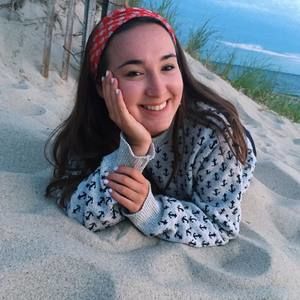 Meet your Posher, Lucy