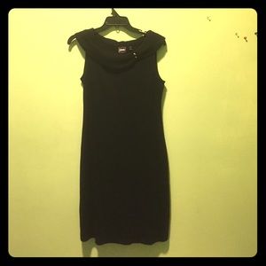 Black sleeveless Rafaella dress (med)