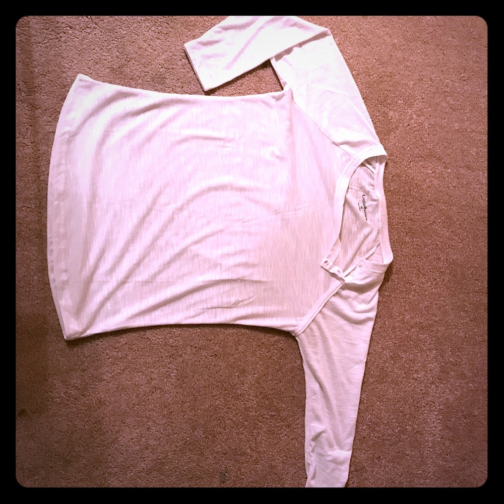 Perfect white T shirt!