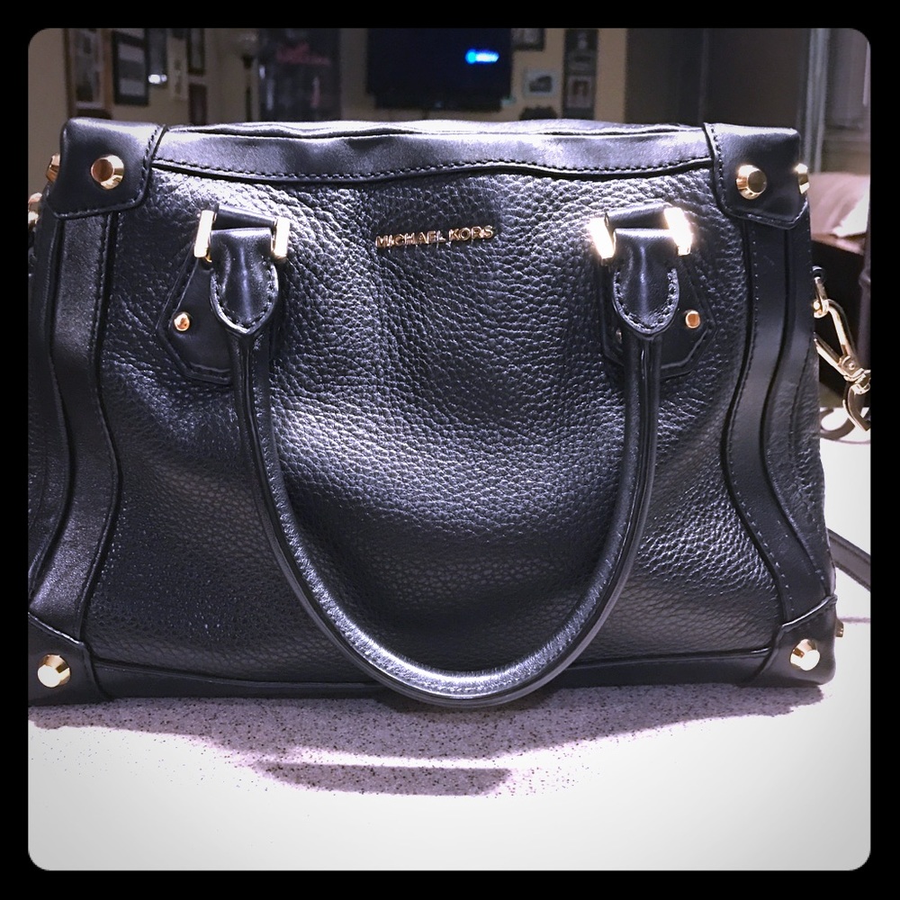 Authentic Michael Kors Crossbody