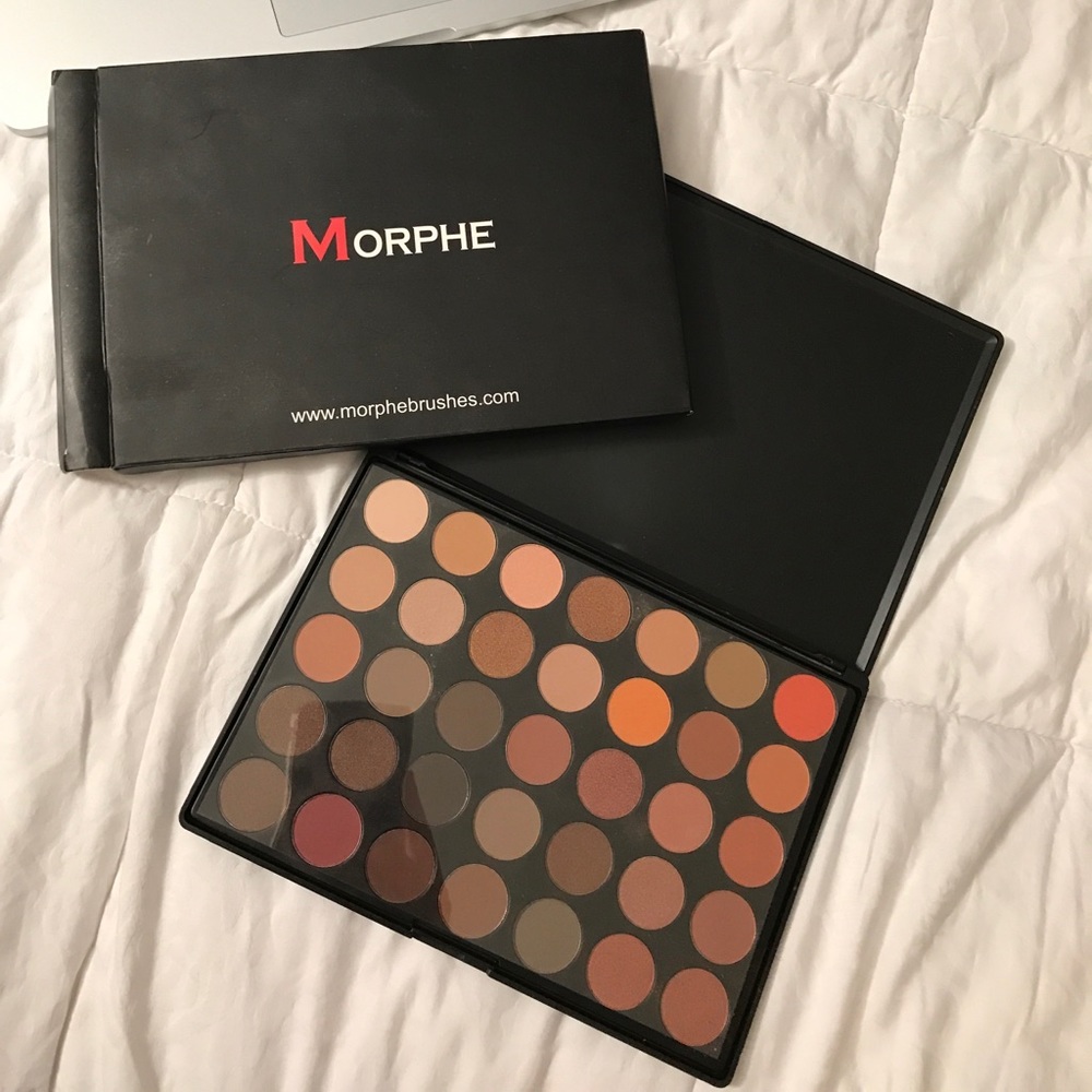 Morphe eyeshadow palette