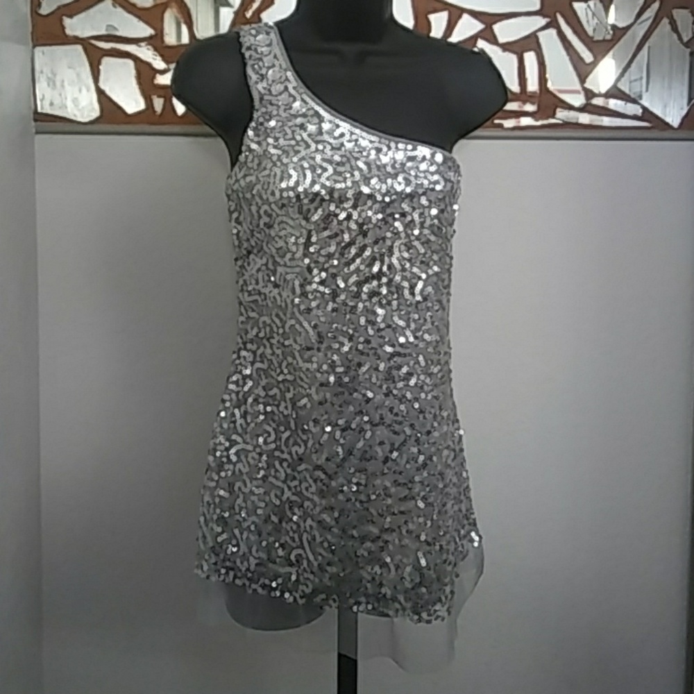 One Shoulder Sequined Tank