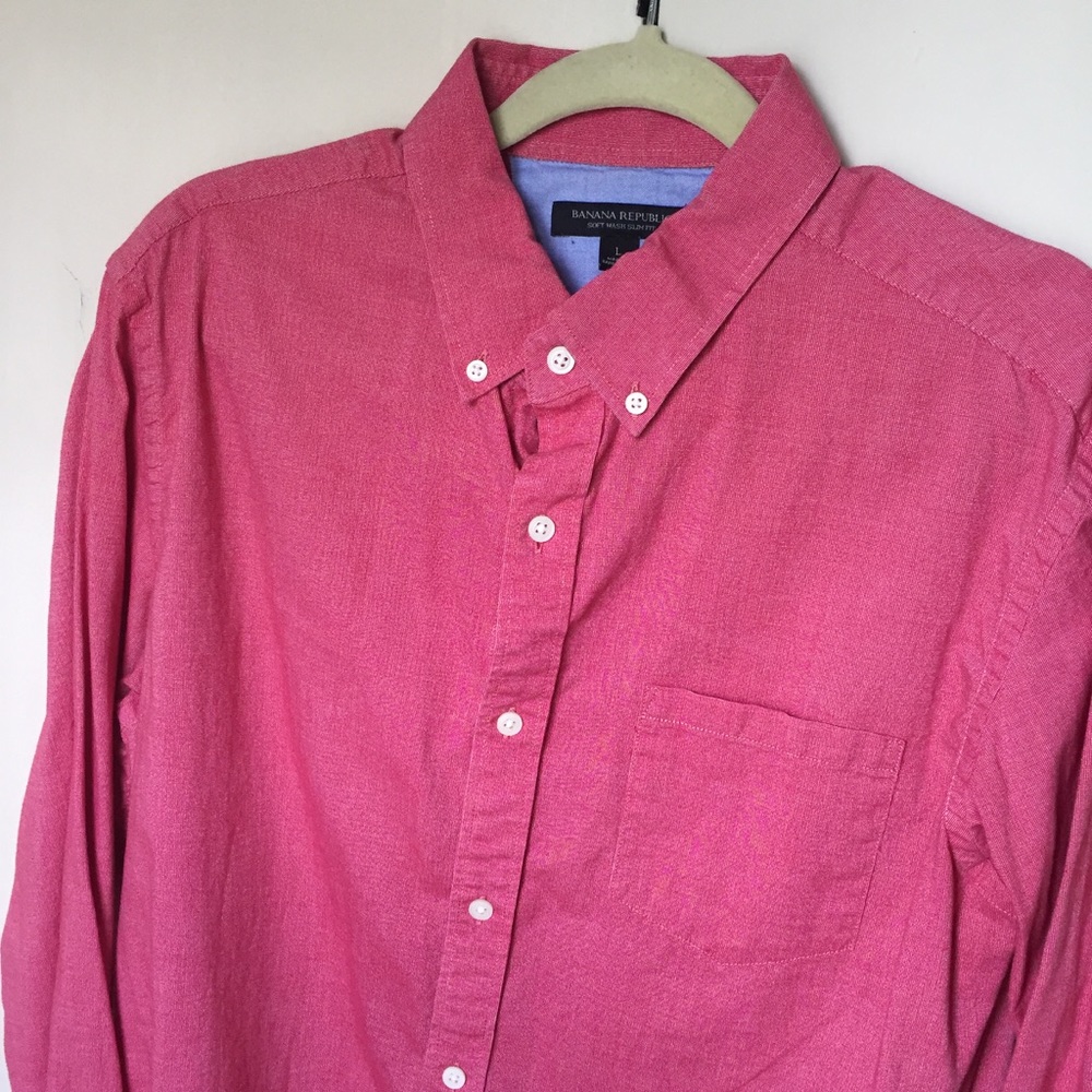 Banana Republic Salmon Button Down Shirt L