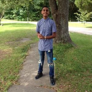 Meet your Posher, Devonte