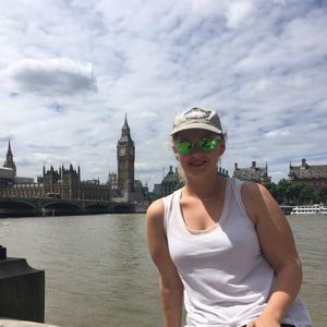 Meet your Posher, Kaitlyn