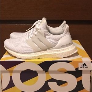 Adidas UltraBOOST - Women