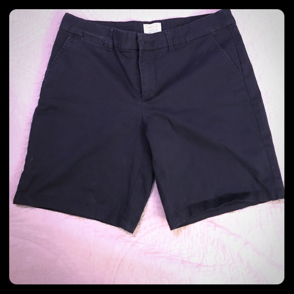 Khaki by GAP Boyfriend Rollup Shorts Navy sz 6