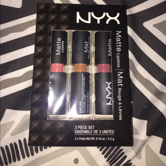 NYX Matte Lipsticks - Picture 1 of 1