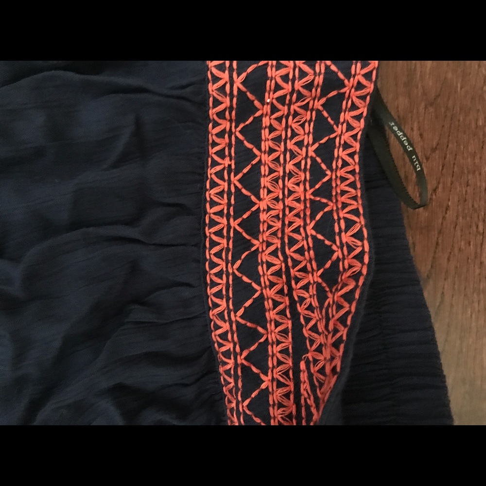 Shorts - Picture 7 of 8