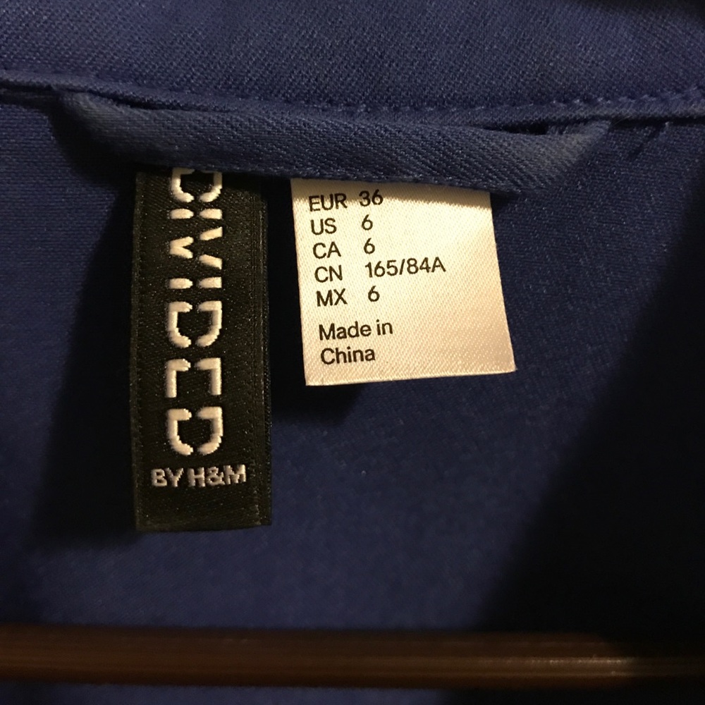 Blazer - Picture 3 of 4
