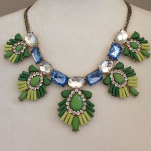 Statement necklace