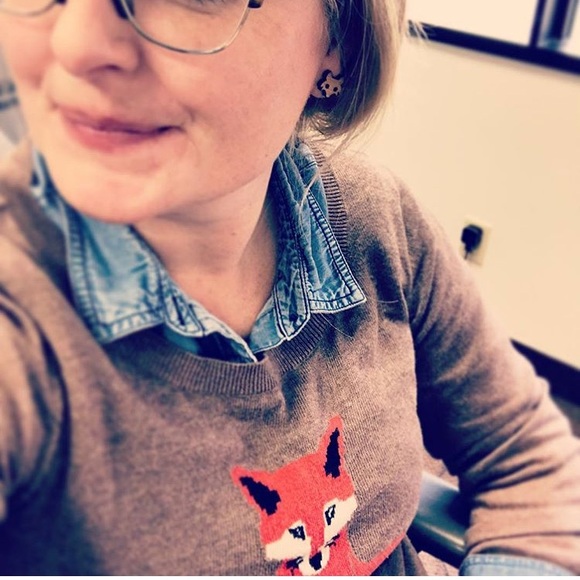 Bamboo laser cut fox earrings - Picture 2 of 2