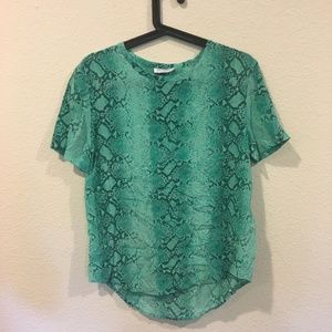 Equipment Tops - Equipment 'Riley' faded python print silk tee Equipment Tops - Equipment 'Riley' faded python print silk tee