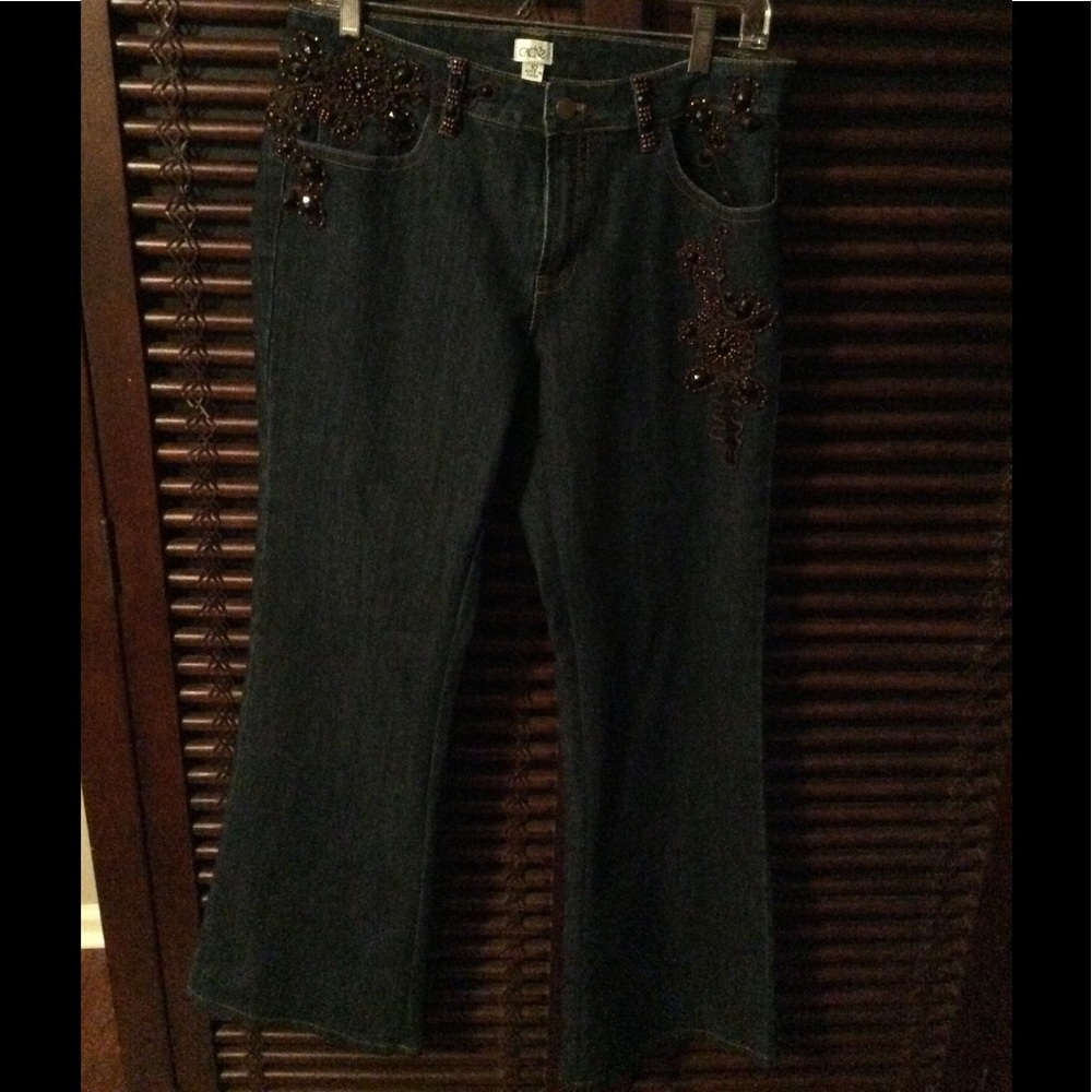Cache / size 10 / dark denim / boot leg jean