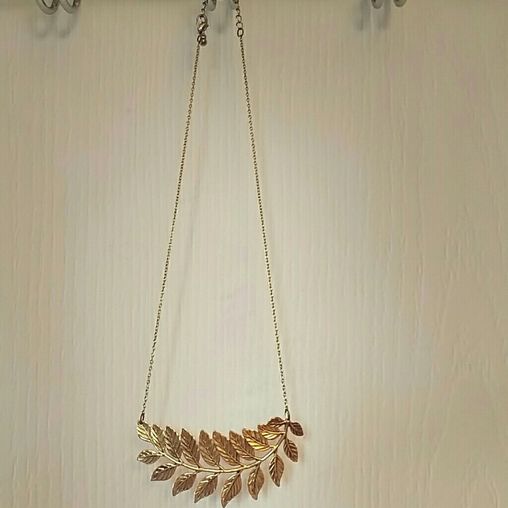 Branch necklace