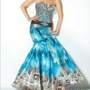 Jovani size 6 gown - brand new