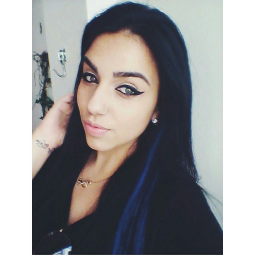 Meet your Posher, Bruna