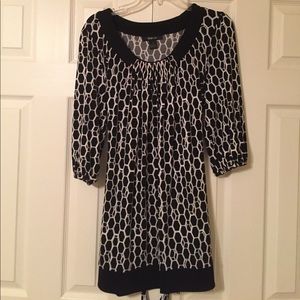 NWOT black and white blouse