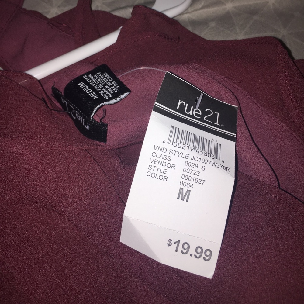 Dress Top! - Picture 3 of 3